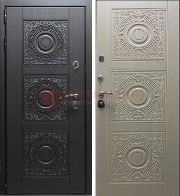 Темная стальная дверь с МДФ ДМ-161 для коттеджа в Зеленограде