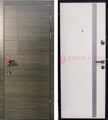 Входная дверь Серая стальная МДФ с белой стеклянной вставкой внутри ДМ-266 в Зеленограде