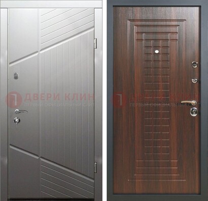 Серая металлическая дверь с панелями МДФ в квартиру ДМ-431 в Зеленограде