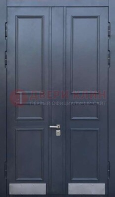 Черная двухстворчатая дверь для улицы с МДФ ДМ-535 в Зеленограде