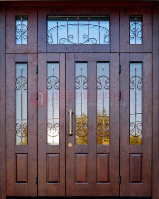 Парадная дверь с прямоугольными стеклянными вставками ДПР-5 для частного дома в Зеленограде