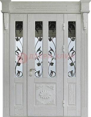 Входная парадная дверь со стеклом и ковкой в белом цвете ДПР-93 в Зеленограде