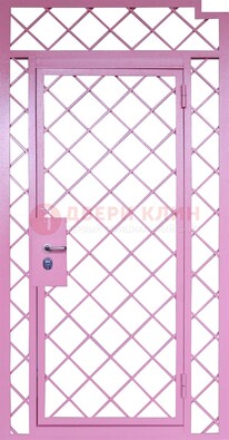 Розовая металлическая решетчатая дверь ДР-15 в Зеленограде