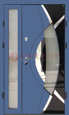 Синяя металлическая дверь со стеклом и узором ДС-13 в Зеленограде
