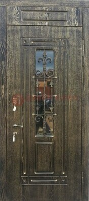 Зеленая входная дверь со стеклом и ковкой ДСК-67 в Зеленограде
