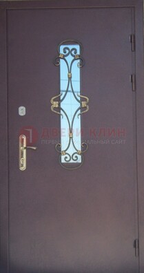 Металлическая дверь со стеклом и ковкой ДСК-77 в панельный дом в Иваново