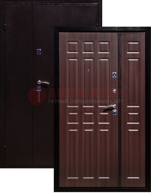 Коричневая металлическая тамбурная дверь ДТМ-24 в Зеленограде