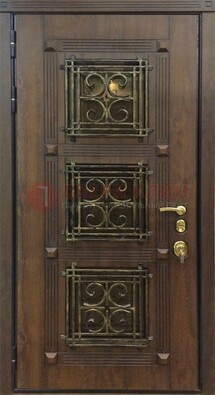 Коричневая металлическая дверь с виноритом и ковкой ДВТ-199 в Зеленограде